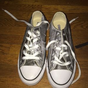Sliver converses